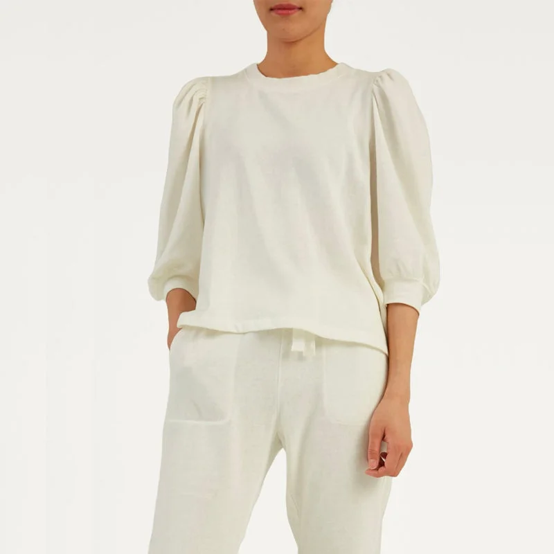 Scoop Neck Knit TopsMariposa Flounce Pullover (Gardenia)