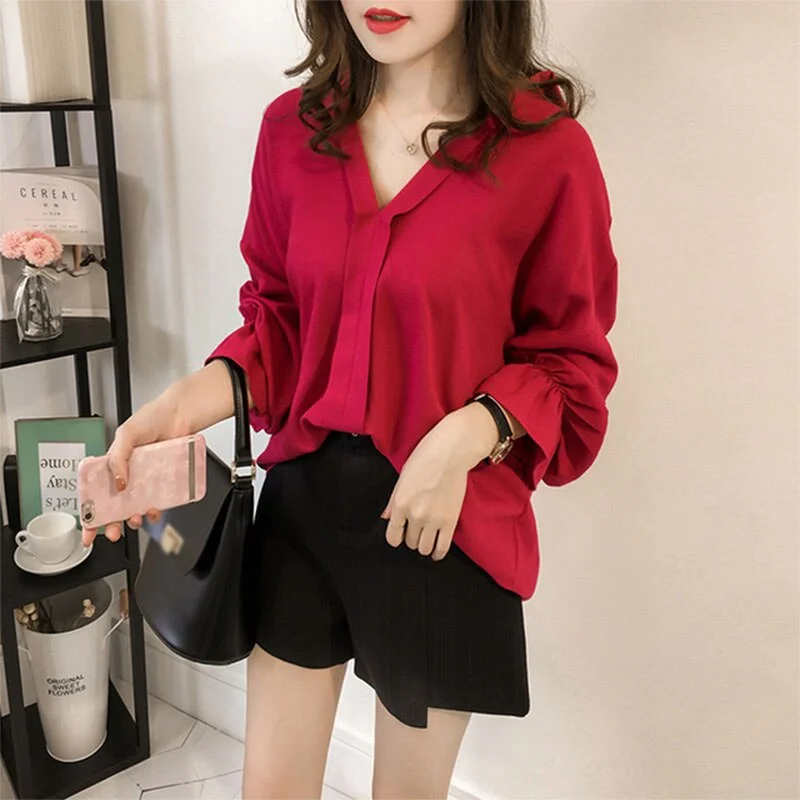 V-neck Pullover Loose Chiffon Shirts Women Casual Solid Flare Sleeve Breathable Tops Ladies Fashion Bottoming Blouses Plus SizePlus Large women's linen tops