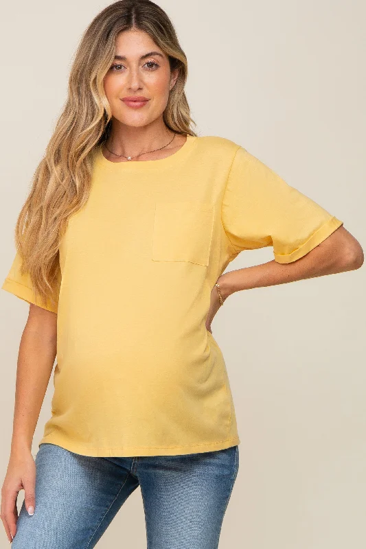 Yellow Oversized Pocket Front Short Sleeve Maternity TopWomen's fleece tops