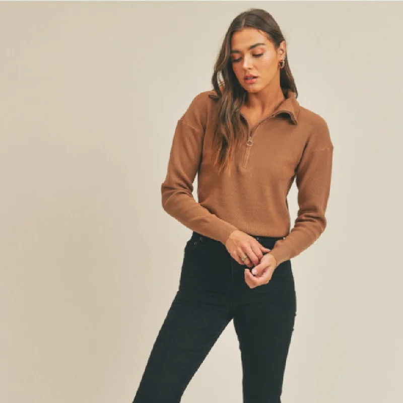 Fitted Knit TopsHalf Zip Sweater (Coffee)