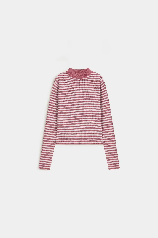 High-Fashion Knit TopsStriped Super Cropped Sweater